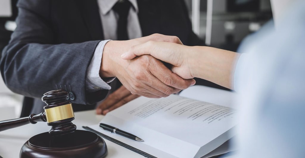Auto Accident Meeting With An Attorney Is No Need for Embarrassment